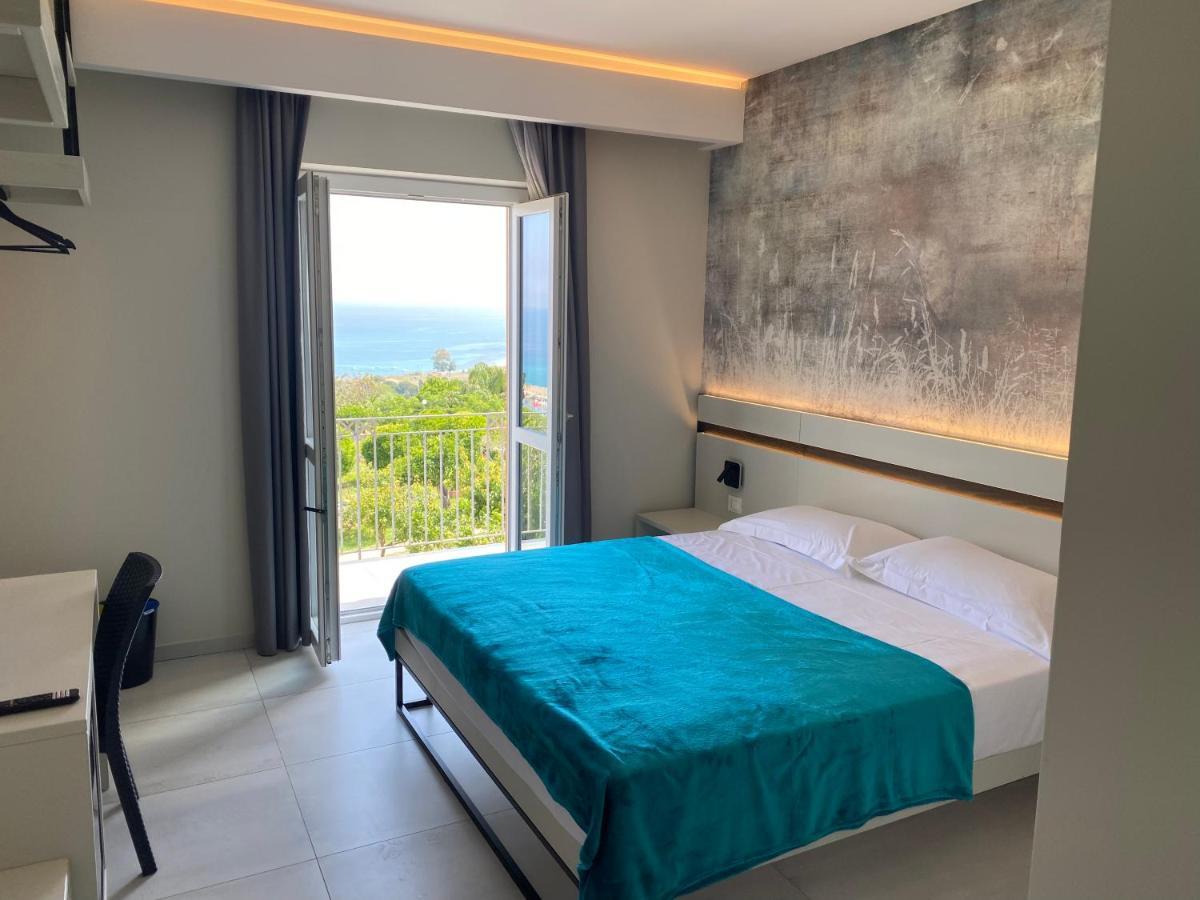 Aether Suites Tropea - Free Private Parking Kültér fotó