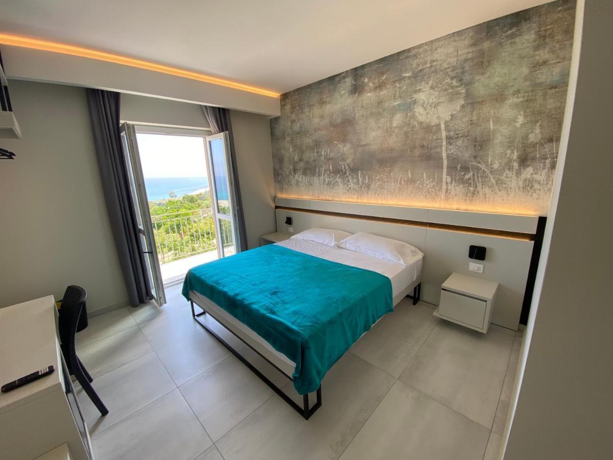 Aether Suites Tropea - Free Private Parking Kültér fotó