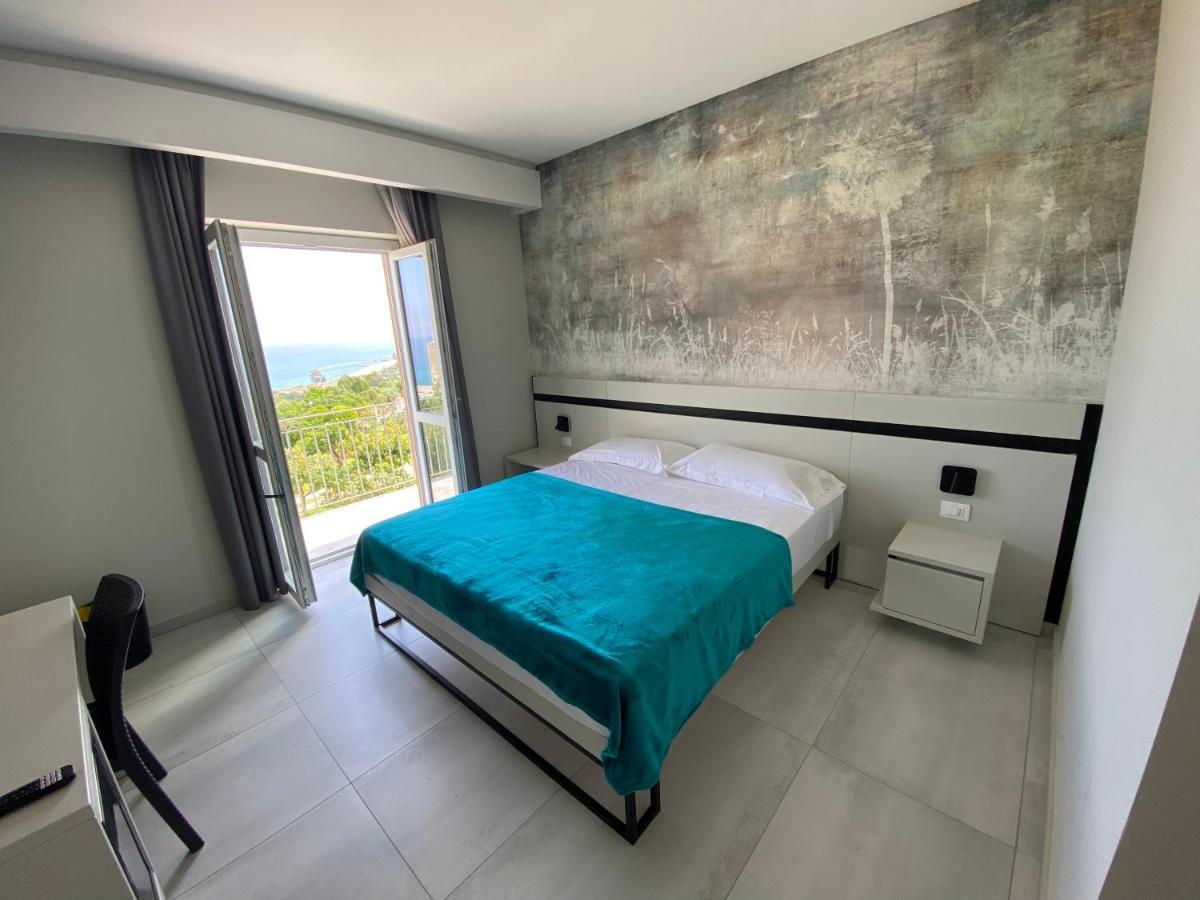 Aether Suites Tropea - Free Private Parking Kültér fotó